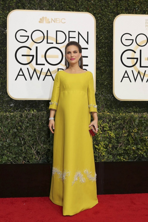 Natalie Portman en la alfombra roja de los Globos de Oro 2017
