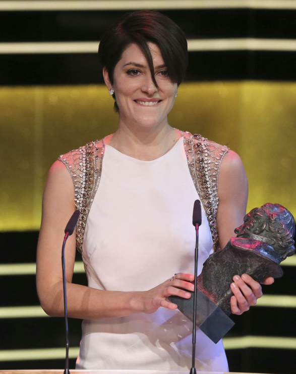 Barbara Lenie recibe el Goya a mejor actriz