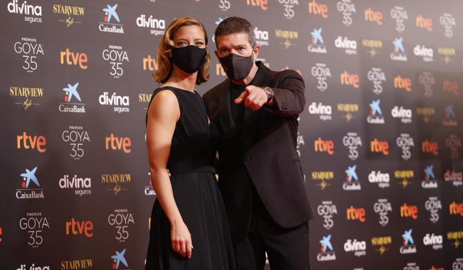 María Casado y Antonio Banderas, en la alfombra roja de los Premios Goya 2021