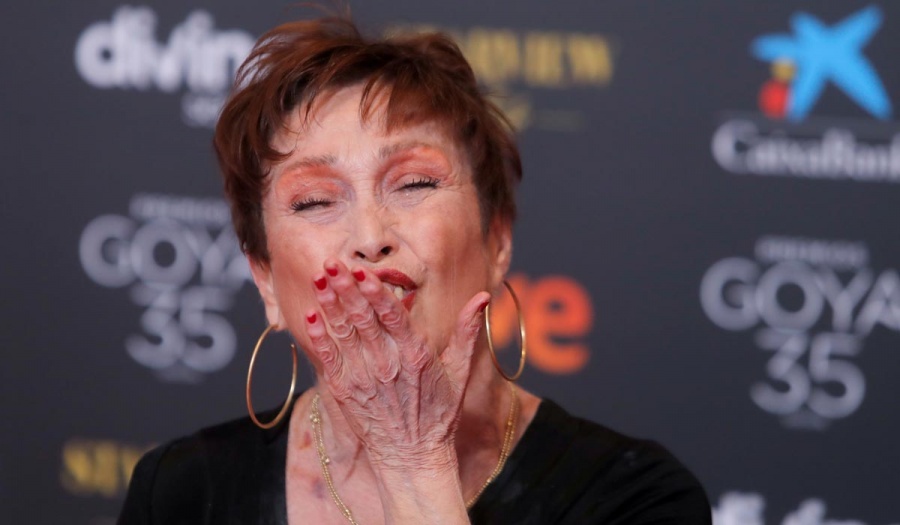Verónica Forqué en la alfombra roja de los Premios Goya 2021