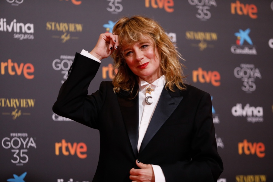 La actriz Emma Suárez en la alfombra roja de los Premios Goya 2021.