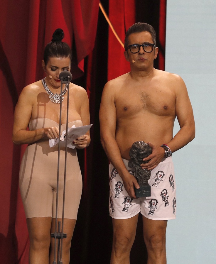Los presentadores Silvia Abril y Andreu Buenafuente durante la gala