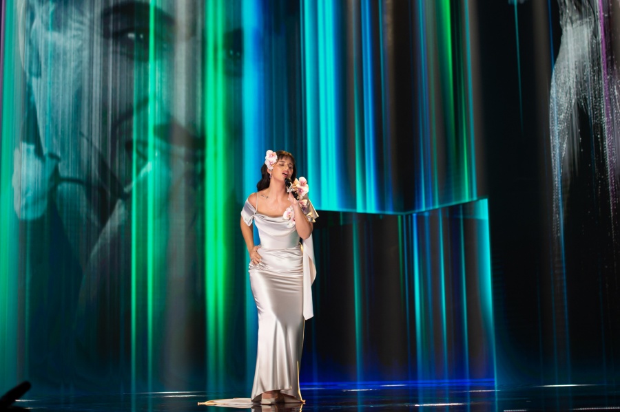 'La violetera', interpretada por una sentida Nathy Peluso en la gala de los Goya 2021.