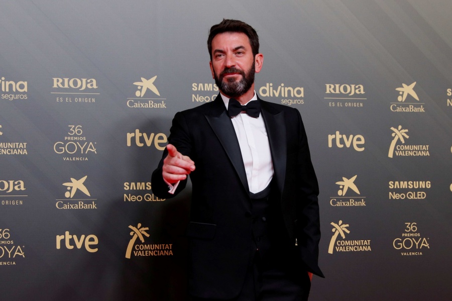 Arturo Valls en la alfombra roja de los Premios Goya 2022.