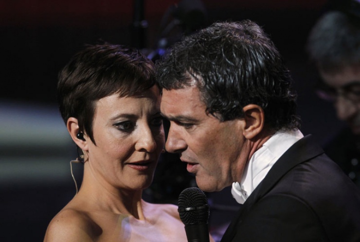 Antonio Banderas y Eva Hache al inicio de la gala