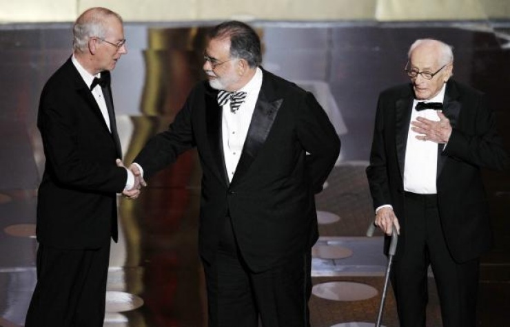 Kevin Brownlow y Eli Wallach recogen el Oscar Honorfico con Francis Ford Coppola