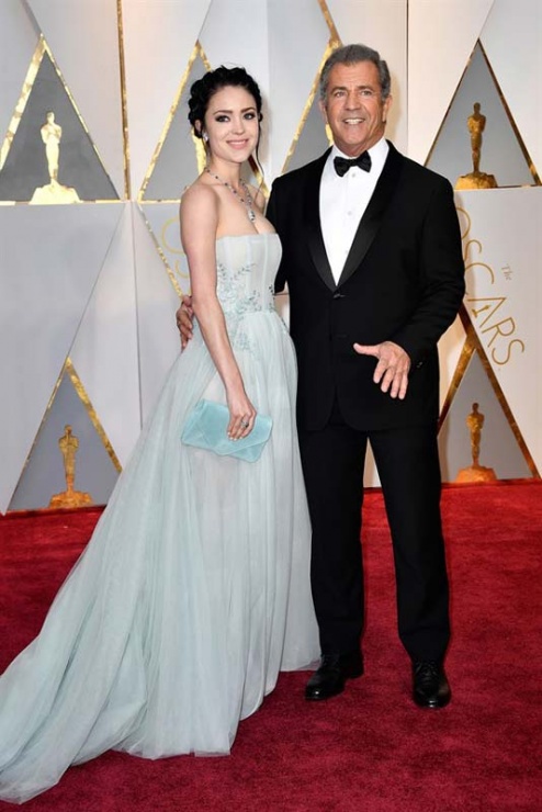 Las parejas de la alfombra roja de los Oscars de la anterior edición