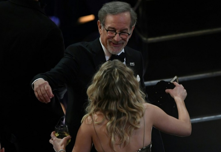 Jennifer Lawrence se divierte en los Oscars 2018