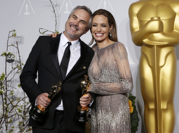 Angelina Jolie, en la alfombra roja de los Oscars 2014