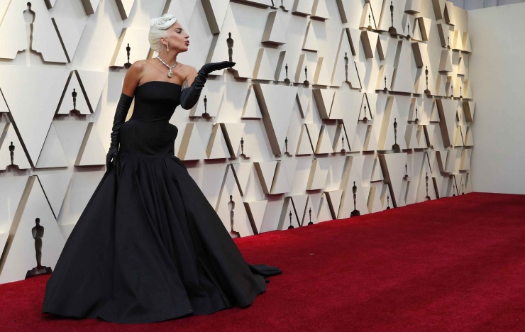 Lady Gaga, en la alfombra roja de los Oscars 2019