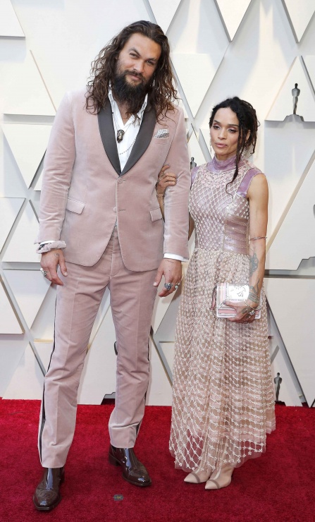 Jason Momoa y Lisa Bonet en la alfombra roja de los Oscars 2019