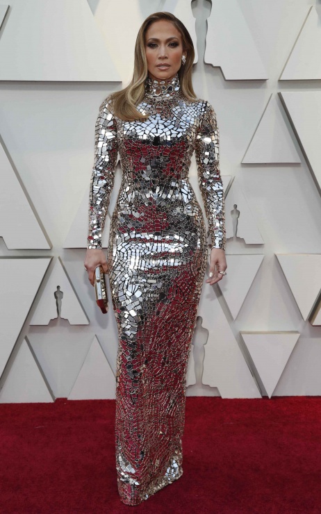 Jennifer Lopez, en la alfombra roja de los Oscars 2019